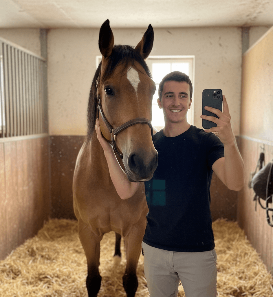 Cheval FADO 5